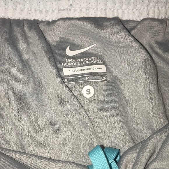 Women’s Nike Shorts - Picture 2 of 2
